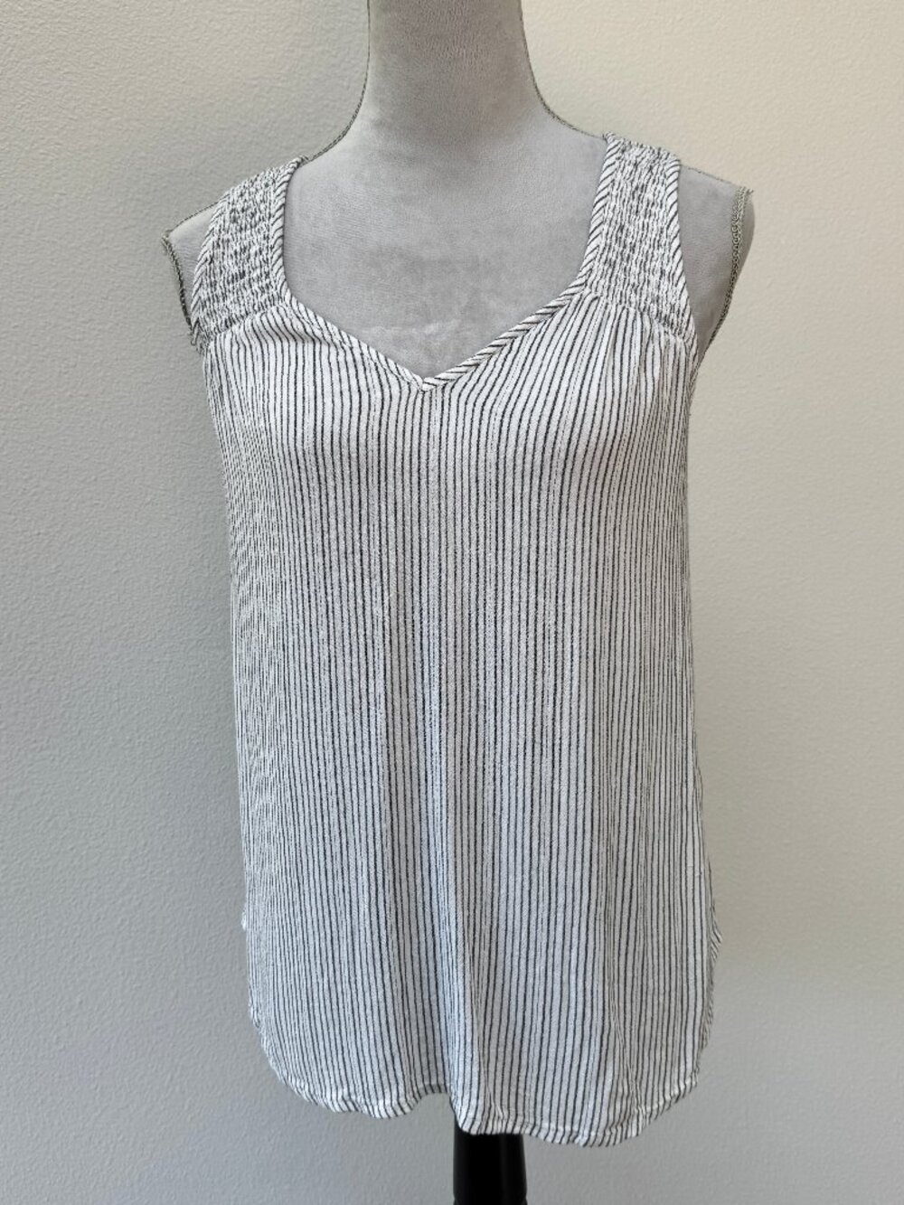 LOVESTITCH Tank Top, Smocked Striped V-neckline Round hem, Sleeveless, Size M